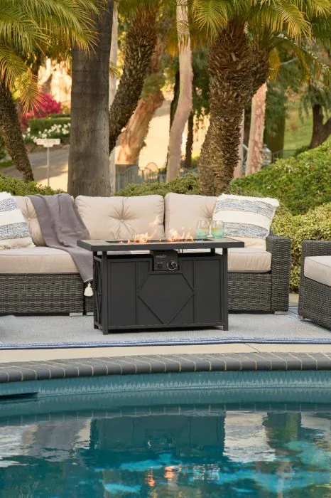 HEATMAXX 42” Gas Fire Pit Table - SRGF11666N